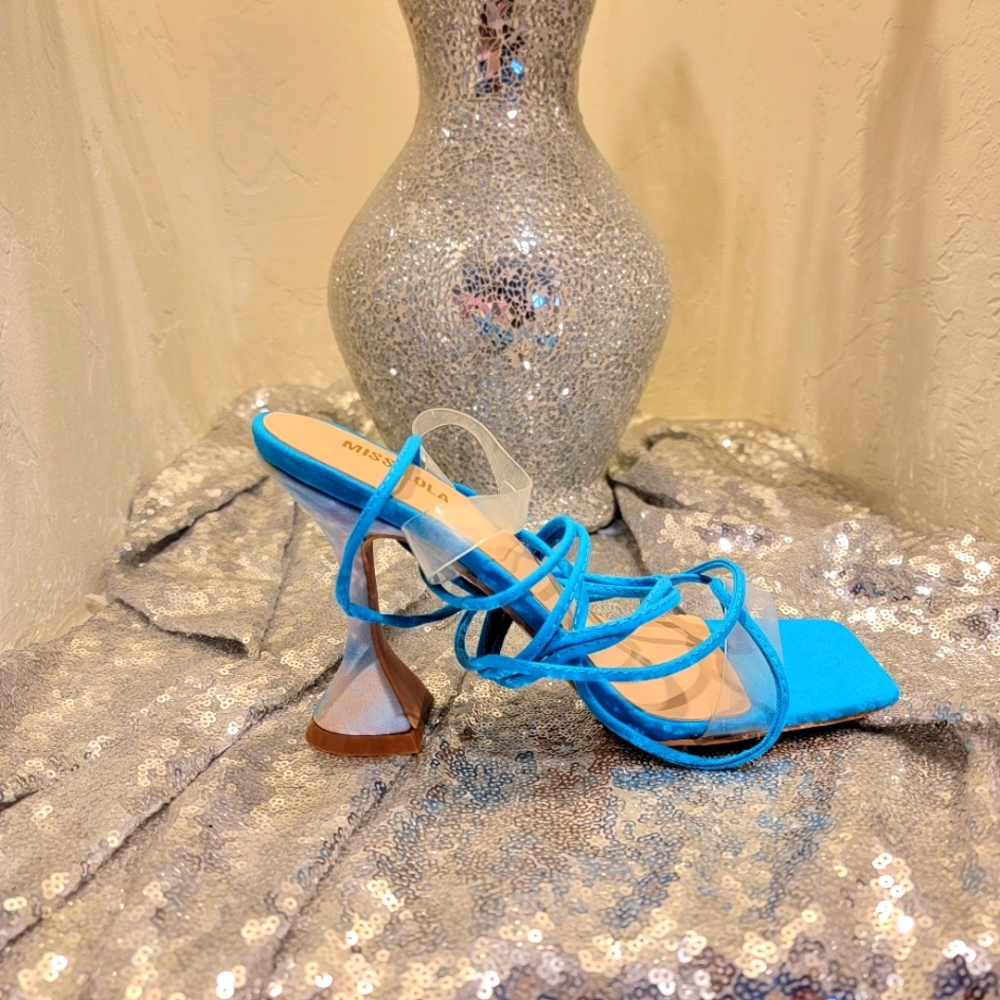 Sexy Brand New Turquoise Strappy Tie Dye Cake Heels